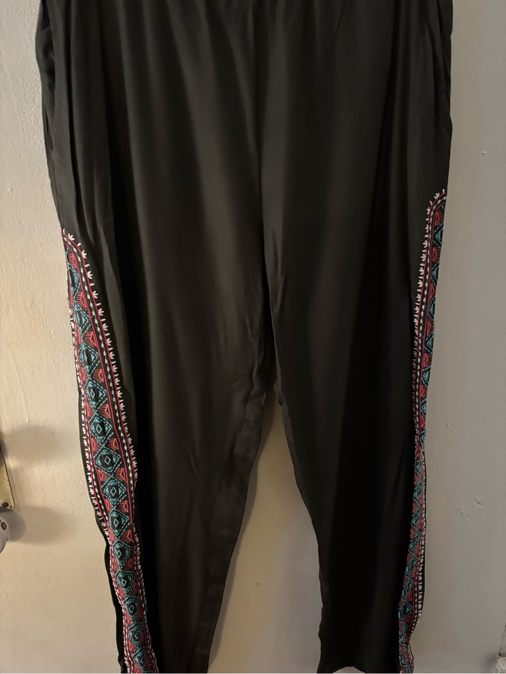 Time for Me Mossy Green Women's Pull-On Pants with Embroidered Side Panels